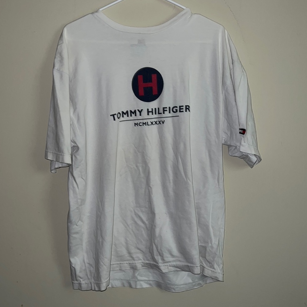 Tommy Hilfiger men T Shirt size L